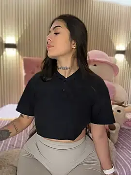 Stripchat Live Sex of Sarasanders_4