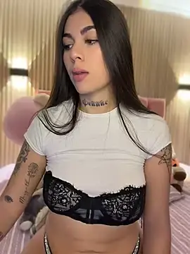 Stripchat Nude Webcam of Sarasanders_4