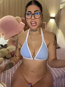 Stripchat Live Porn of Sarasanders_4