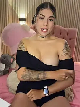 Stripchat Live Porn of Sarasanders_4