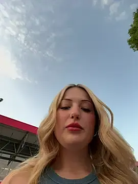 Stripchat Sex Cam of shymasha