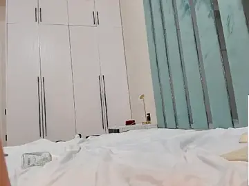 Stripchat Free Live Porn of VivianMiller_