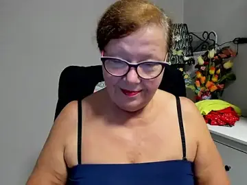 Stripchat Live Sex Cam of Adelewildx