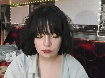Stripchat Live Sex Cam of YunLettinga
