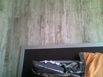 Stripchat Free Porn Cam of longdickson12345