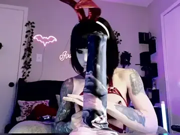 Stripchat Free Live Porn of Ivey_Strigoi
