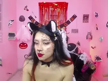 Stripchat Free Live Porn of Nahomi_xxx