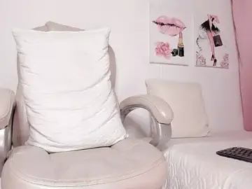 Stripchat Live Sex of Reina_-