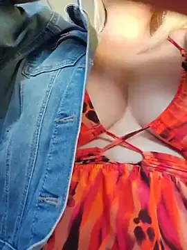 Stripchat Live Porn of MILFBARBY