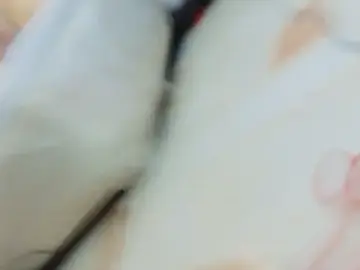 Stripchat Free Porn Cam of MeliissaAdamss