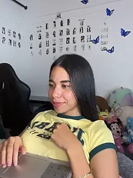 Stripchat Best Webcam of Milleradhara24