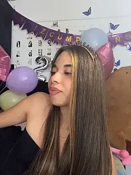 Stripchat Free Live Porn of Milleradhara24
