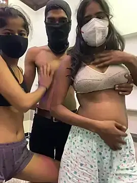 Stripchat Free Porn Cam of hot_janvi_