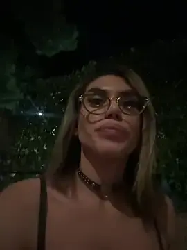 Stripchat Best Webcam of ImolaHot