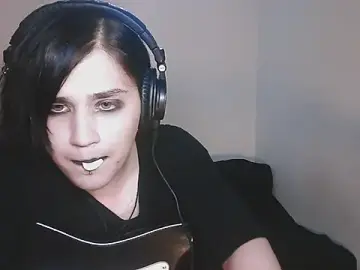 Stripchat Adult Webcam of sademobeer
