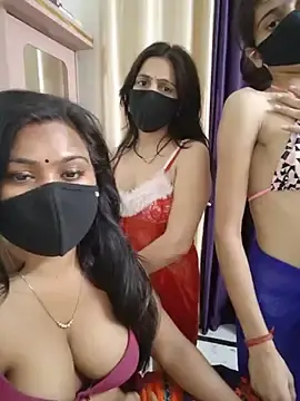 Stripchat Live Sex Cam of cutee__crazy