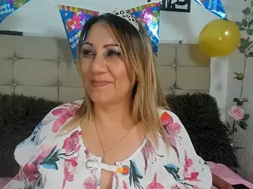 Stripchat Adult Webcams of yayita_mature