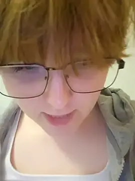 Stripchat Sex Cam of wehavepussies_xoxo