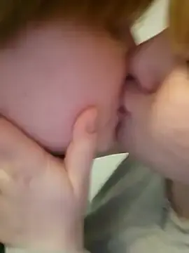 Stripchat Private Sex Chat of wehavepussies_xoxo