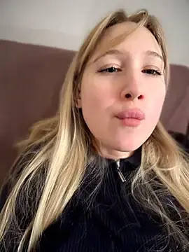 Stripchat Live Sex Cam of NikaMur