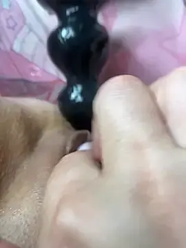 Stripchat Sex Cam of Lola_Hale