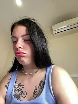 Stripchat Live Porn of Lola_Hale