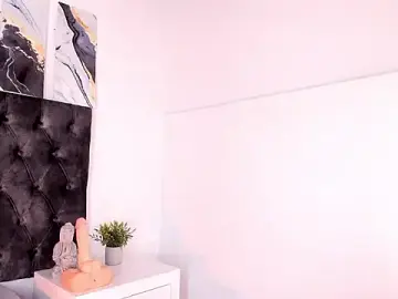 Stripchat Free Porn Cam of agatha_amberrg