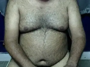 Stripchat Sex Cam of hairysubcub_70