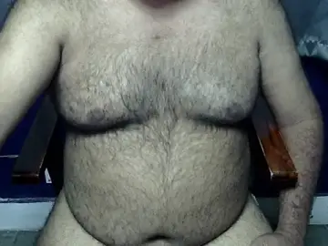 Stripchat Free Porn Cam of hairysubcub_70