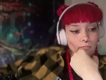 Stripchat Live Sex Cam of FRRANNKIE