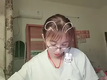 Stripchat Free Porn Cam of Lili_666