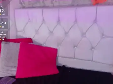 Stripchat Live Sex of Sophia_xoxo1