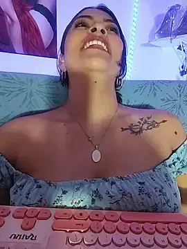 Stripchat Watch Live Sex Cams of Fox_Roxxan