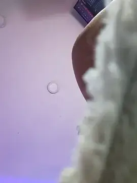 Stripchat Free Live Porn of Fox_Roxxan