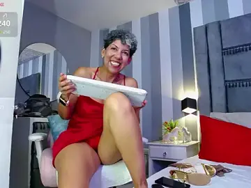 Stripchat Sex Cam of Julianewell