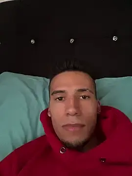 Stripchat Watch Live Sex Cams of Liamsexy20