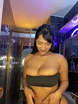 Stripchat Free Porn Cam of SaharQamar