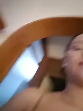 Stripchat Live Sex Cam of SaharQamar