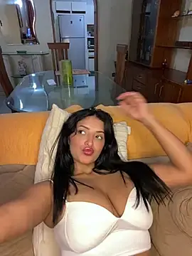 Stripchat Live Sex Cam of SaharQamar