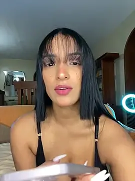 Stripchat Live Sex Cam of SaharQamar