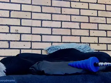 Stripchat Adult Webcams of IvoryDreams