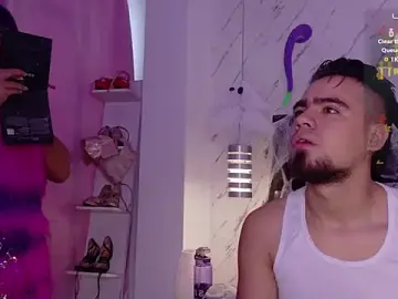 Stripchat Sex Cam of PittAndLunaa