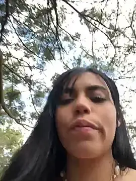 Stripchat Free Porn Cam of i_am_nina_
