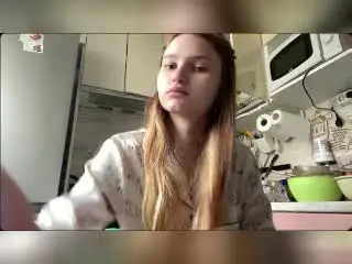 Xlovecam Nude Webcam of ShanteWellendorf