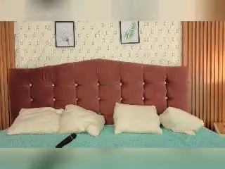 Xlovecam Sex Chat of VictoriaKyros
