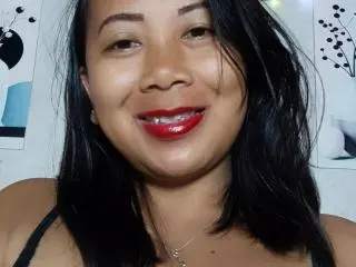 Xlovecam Live Sex Cam of SarahFontaineX