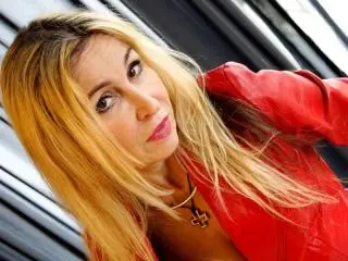 Xlovecam Adult Webcams of StarCrystal