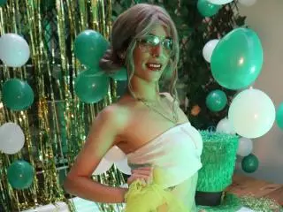 Xlovecam Free Live Porn of AllisonPearzon