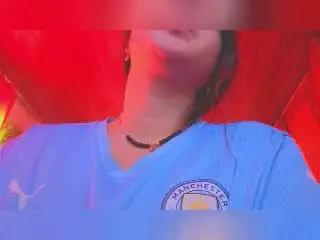 Xlovecam Free Porn Cam of IsaBlue