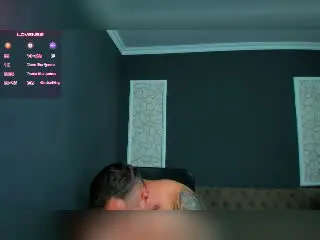 Xlovecam Live Porn of BrianHott